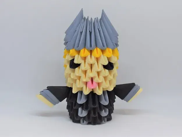 Kit origami 3D Thor, héros au marteau Mjolnir : sculpture en origami 3D, vue 1
